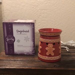 Scentsy Gingerbread Man Warmer